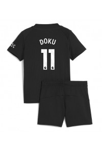Manchester City Jeremy Doku #11 Jalkapallovaatteet Lasten Vieraspeliasu 2025-26 Lyhythihainen (+ Lyhyet housut)